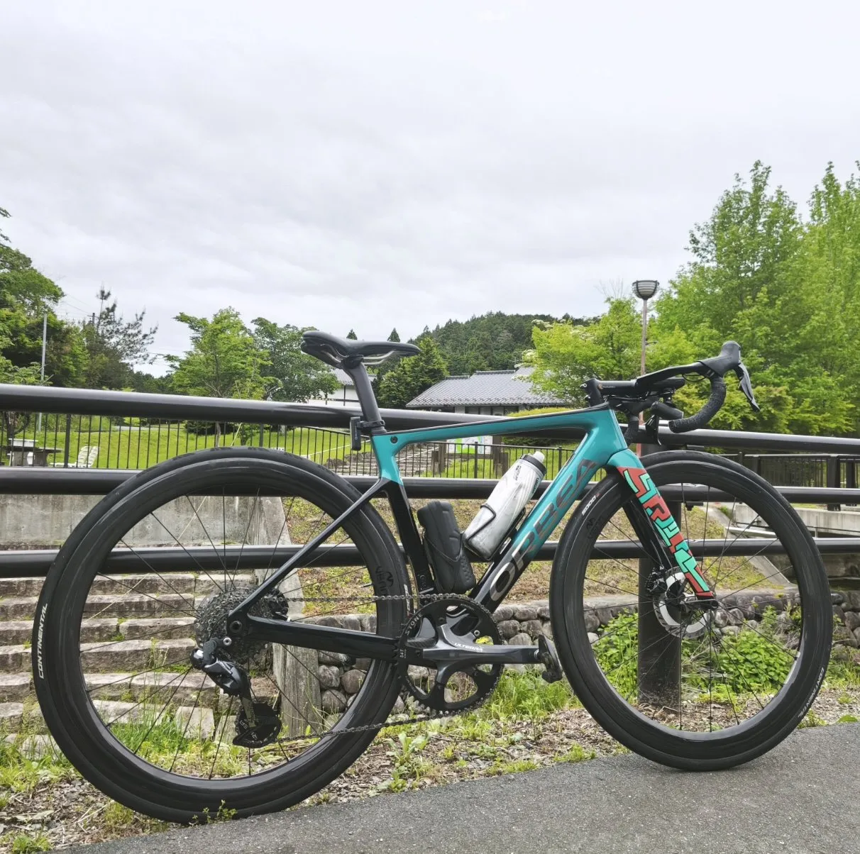 Kousei さんの Orbea Orca OMX と、カスタムで組んだ Venn 500 TCD Helix ホイール