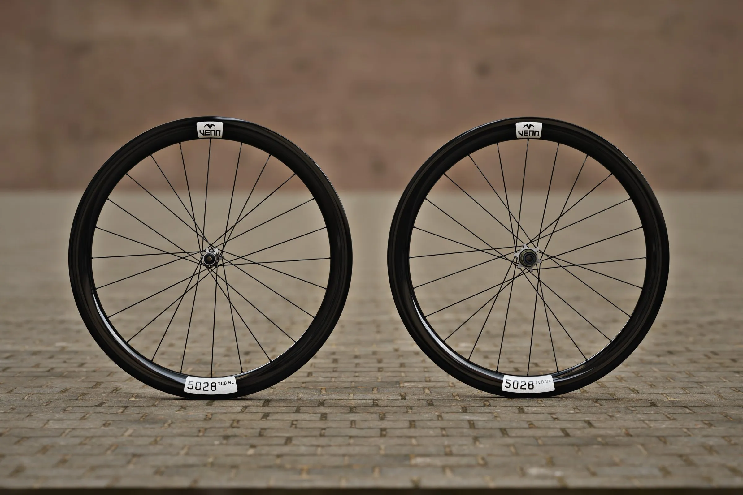 Venn 5028 HE1 carbon wielset, gekruist